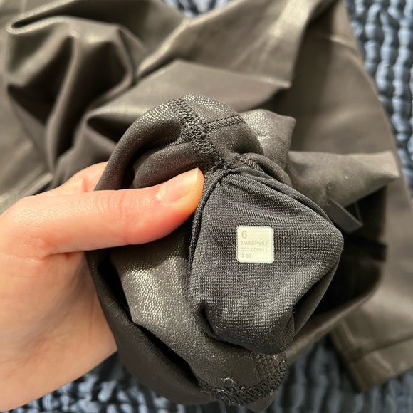 Lululemon Wunder Train HR 28” Special Edition Black Foil - size 6 - Picture 7 of 10